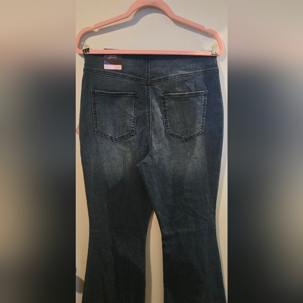 Knox Rose Blue Flare Jeans - Picture 11 of 11